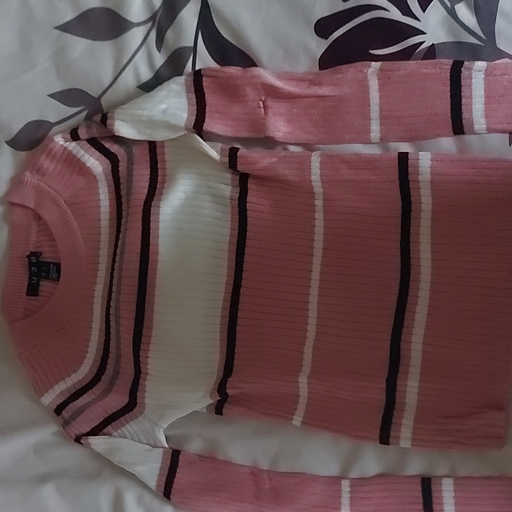 Long sleeve top